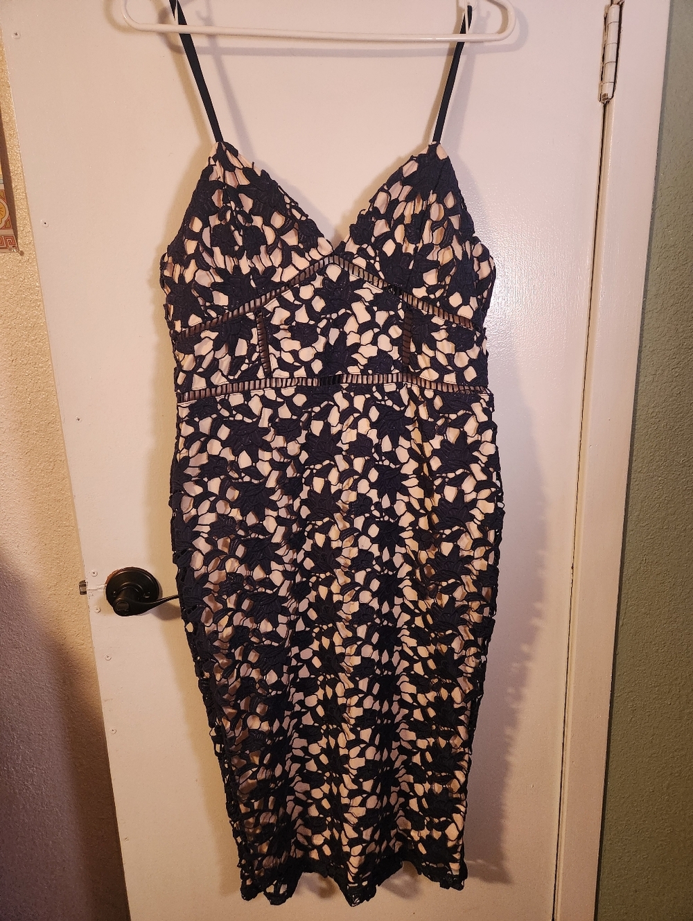 Like New Navy Blue Lace Overlay Midi Dress with Nude Lining Size 16